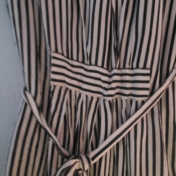 BCBG MAX Azria striped dress - Picture 6 of 8